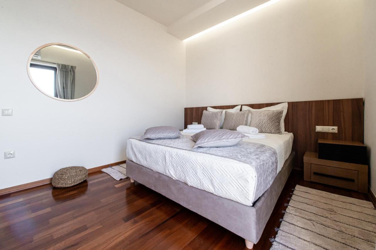 Katerina's Luxury Seaview In Center Iraklio